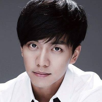 Foto terbaru dari Lee Seunggi