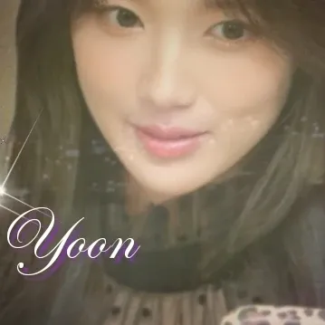 Recent activity shot of Kim Hyeyoon