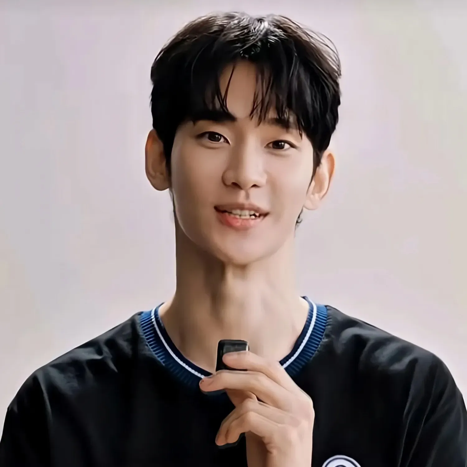 A moment captured by a fan of Kim Soohyun