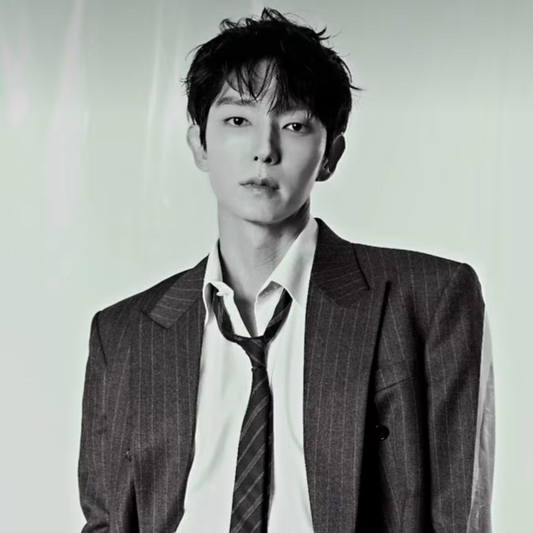 A moment captured by a fan of Lee Joongi