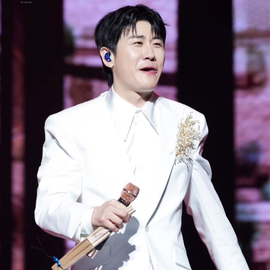 영탁의 최신 사진