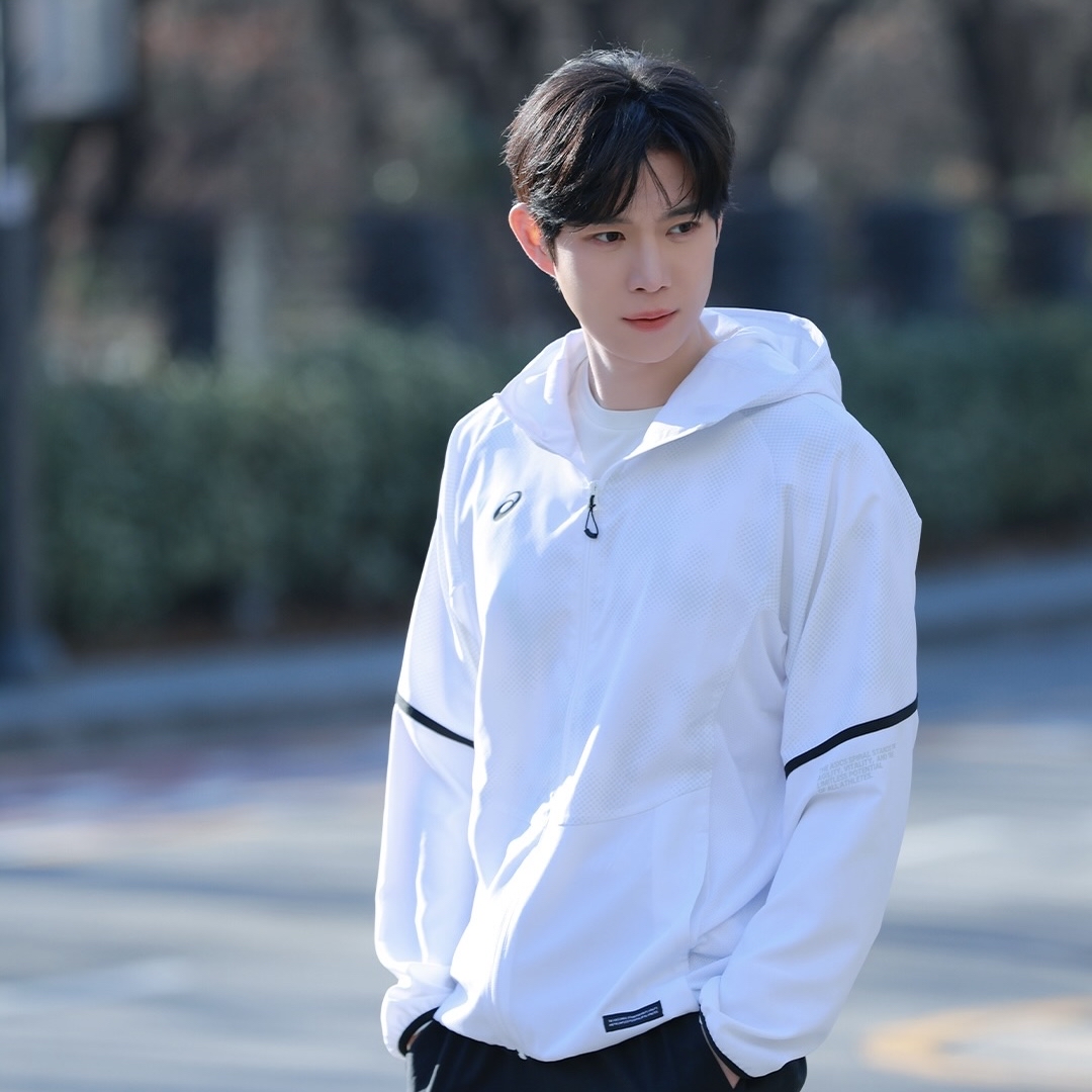 A moment captured by a fan of Kim Youngdae