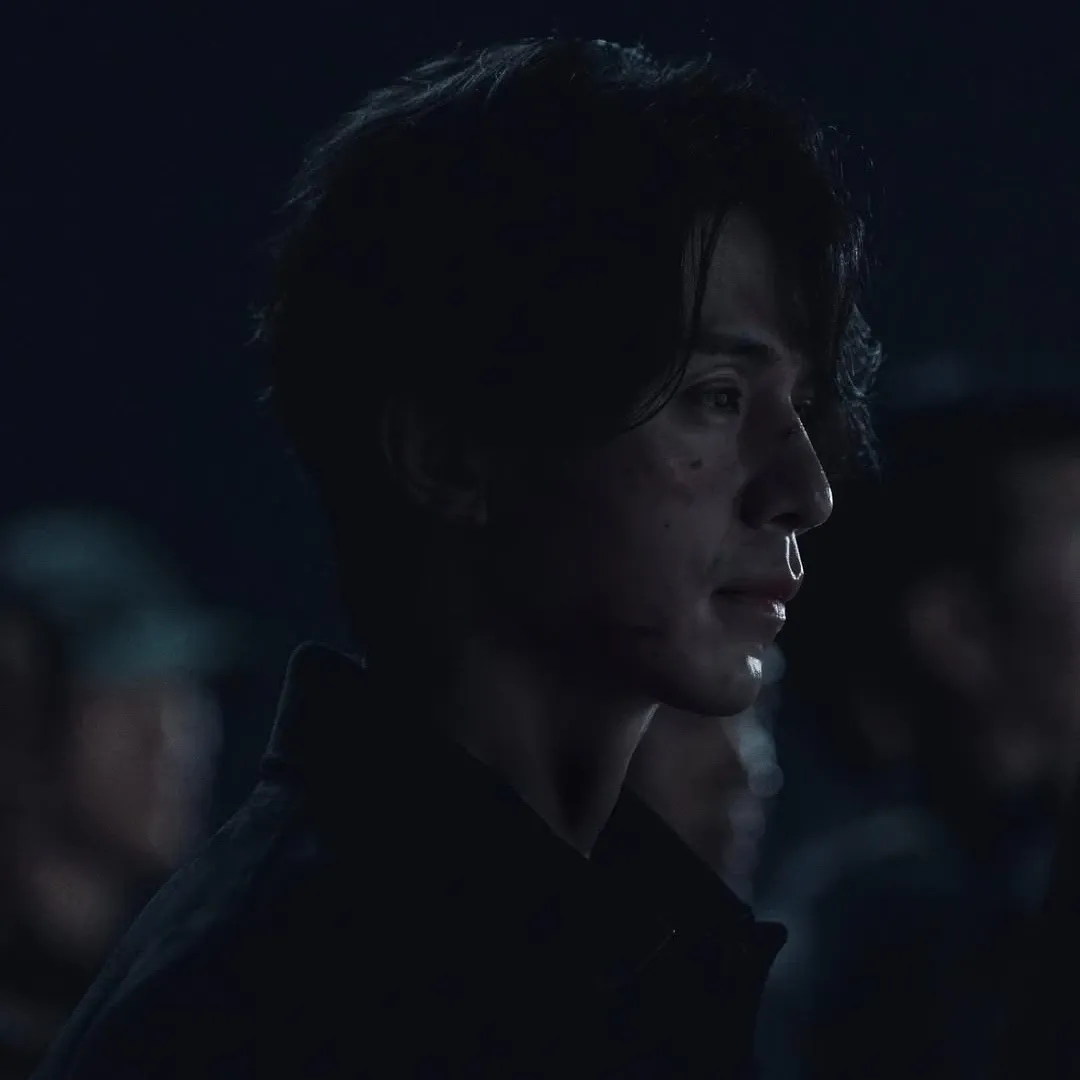 Recent activity shot of Lee Dongwook