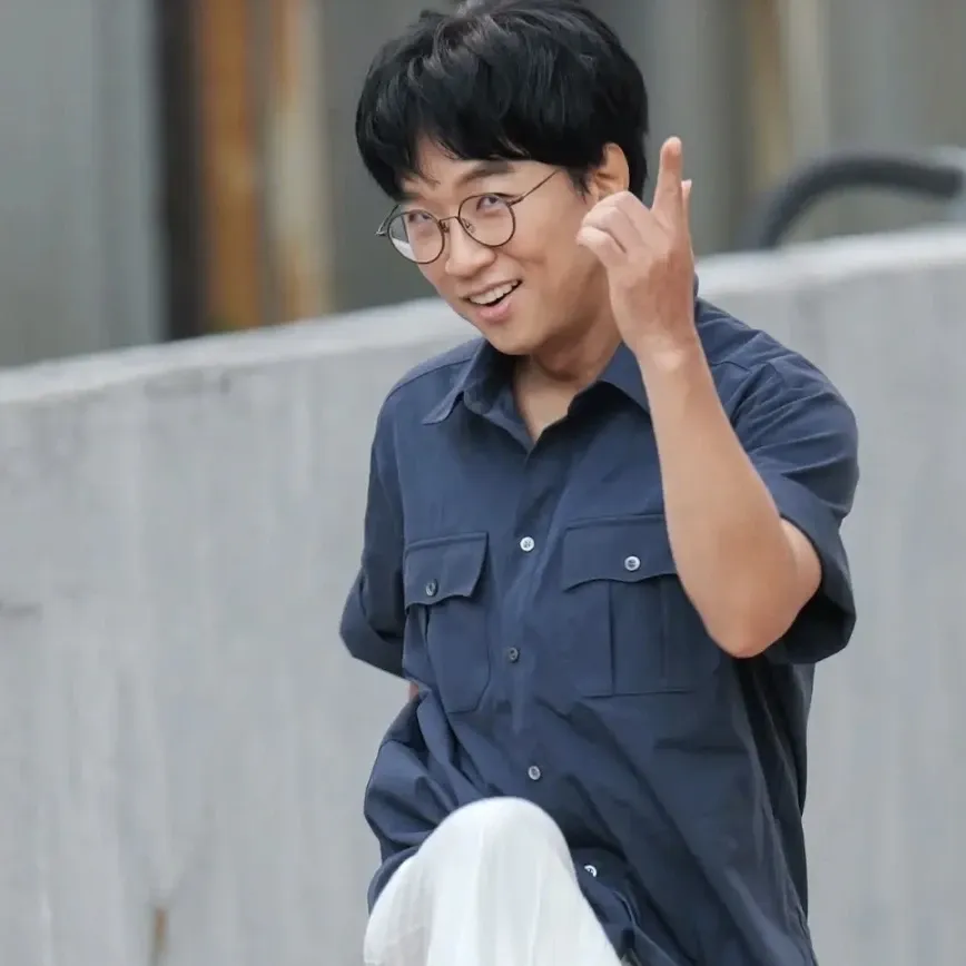 Recent activity shot of Bak Changgeun