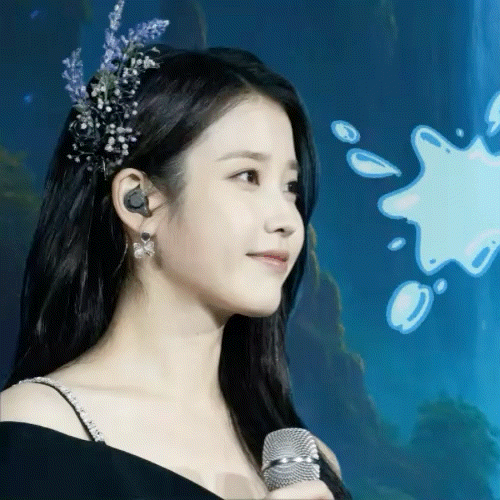 아이유 최근 활동샷