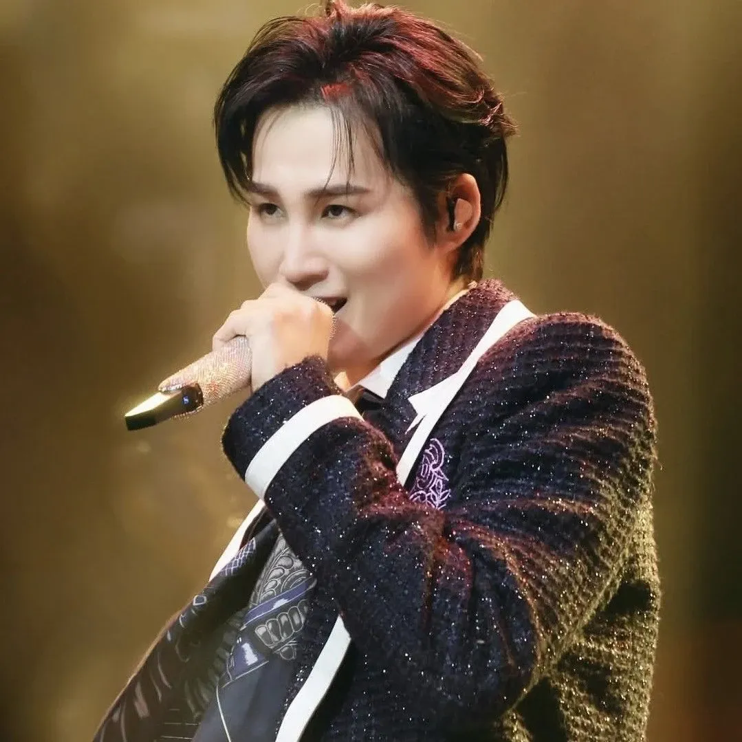 金熙栽的最新照片