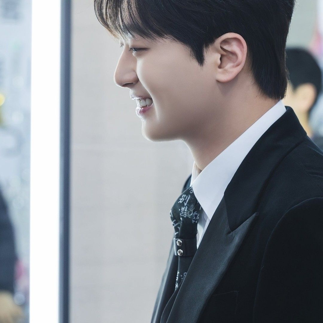 Momen yang diabadikan oleh penggemar Lee Chanwon