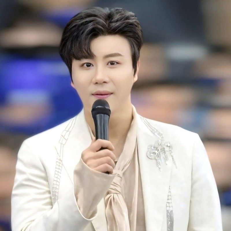 粉丝拍下的晋海成瞬间