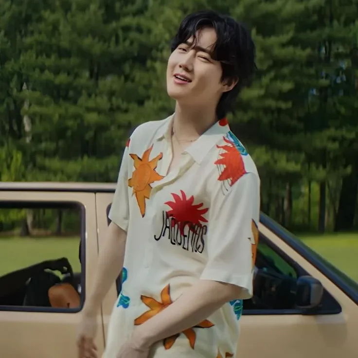 Latest photo of Suho