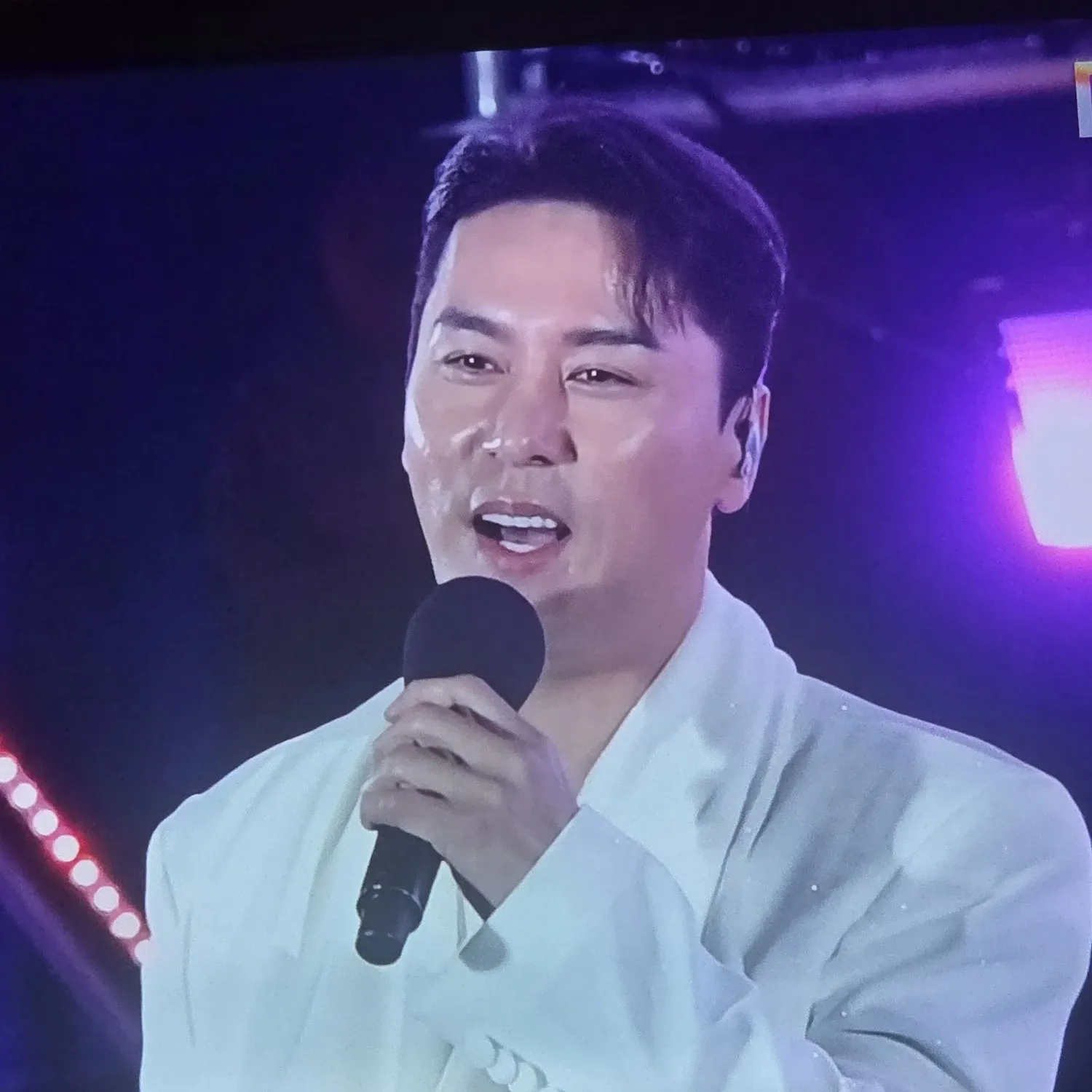 粉絲拍下的張民好瞬間