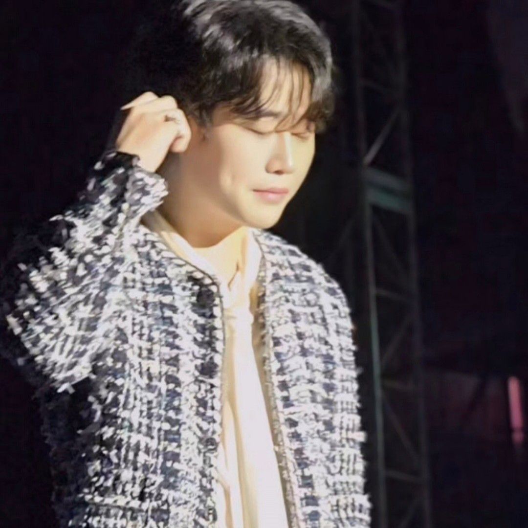 Latest photo of Hwang Youngwoong