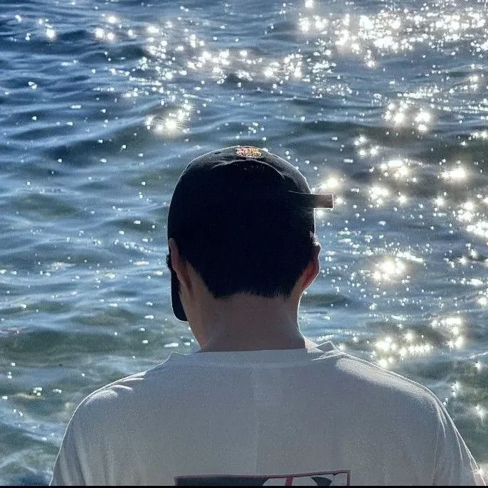 金宣虎的最新照片