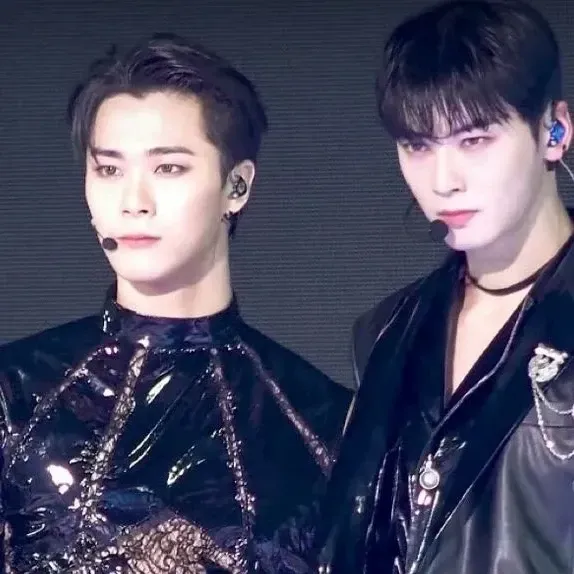 Latest photo of Cha Eunwoo