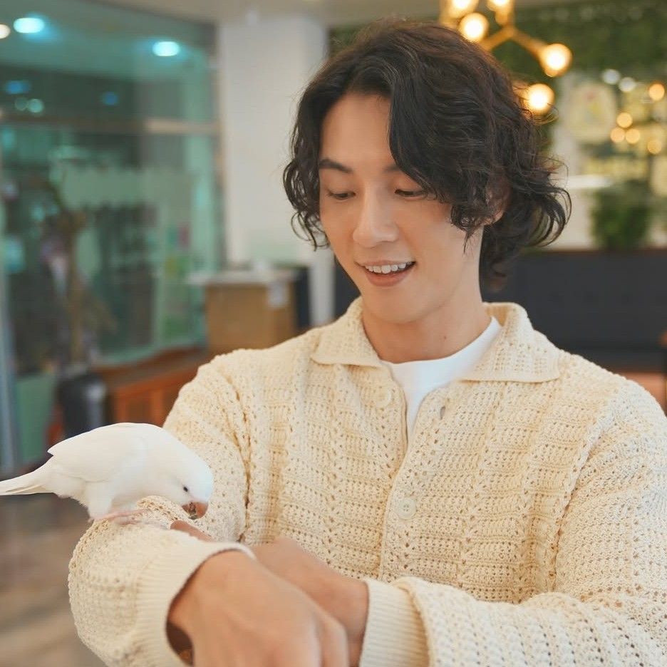 Latest photo of Yoon Shiyoon