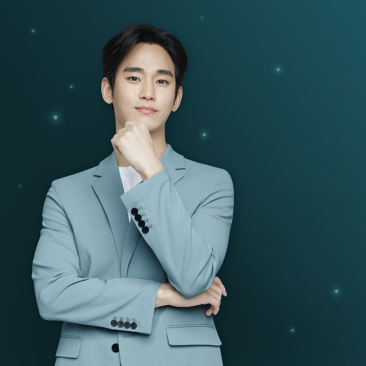 金秀賢的最新照片