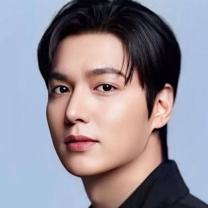 Recent activity shot of Lee Minho