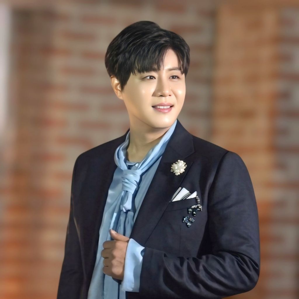 Behind-the-scenes cut of Jin Haesung