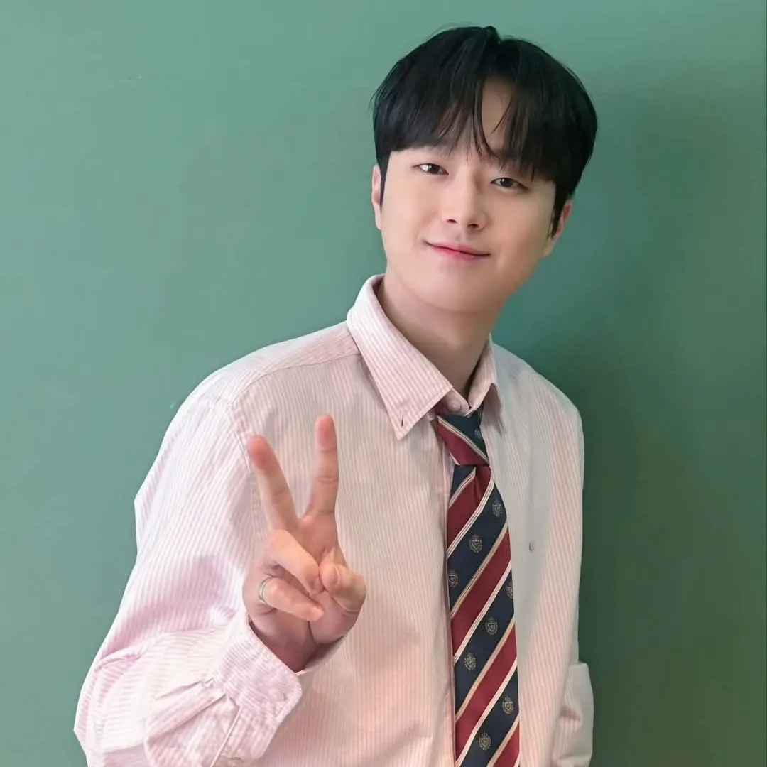 이찬원의 최신 사진