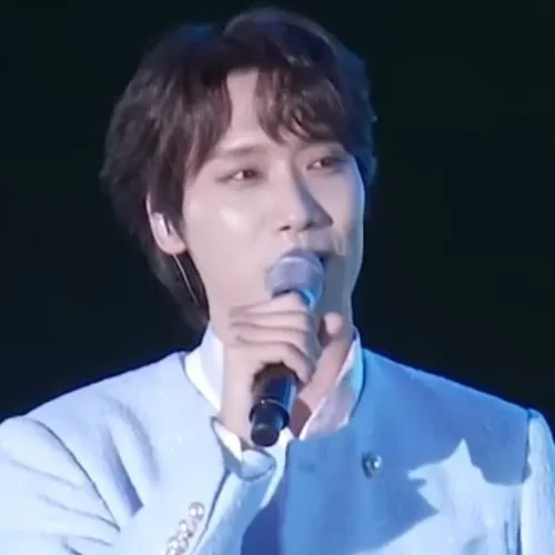 A moment captured by a fan of Choi Woojin