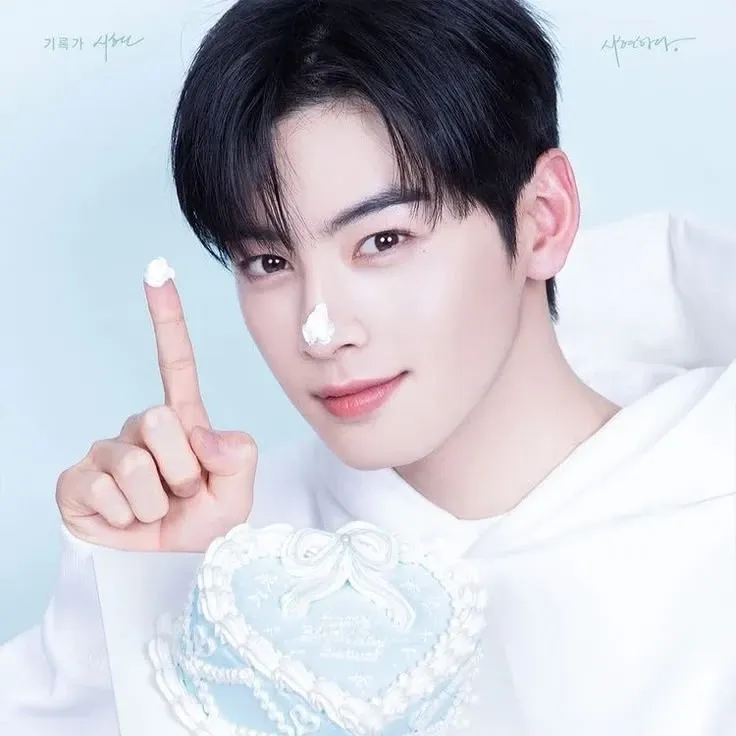 Recent activity shot of Cha Eunwoo