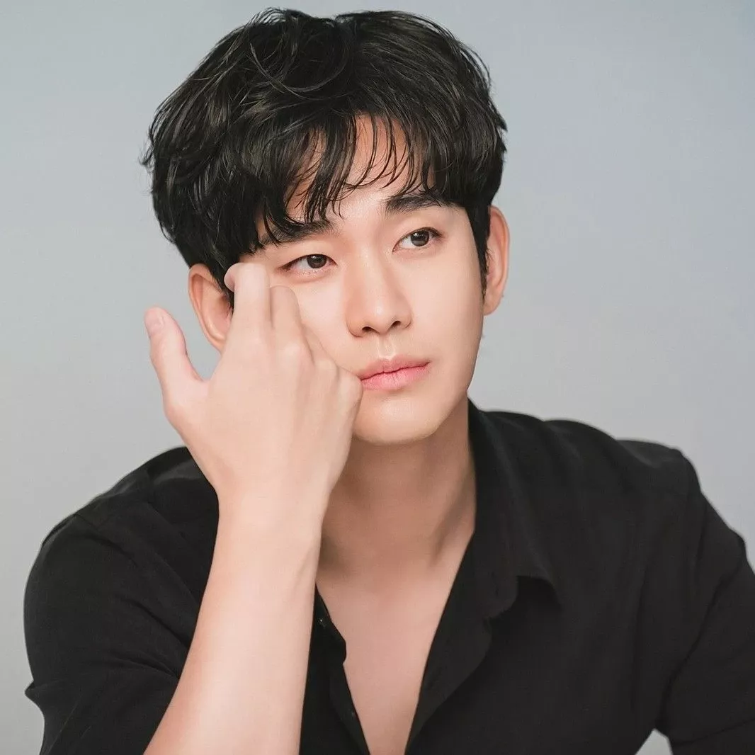 金秀贤的幕后花絮