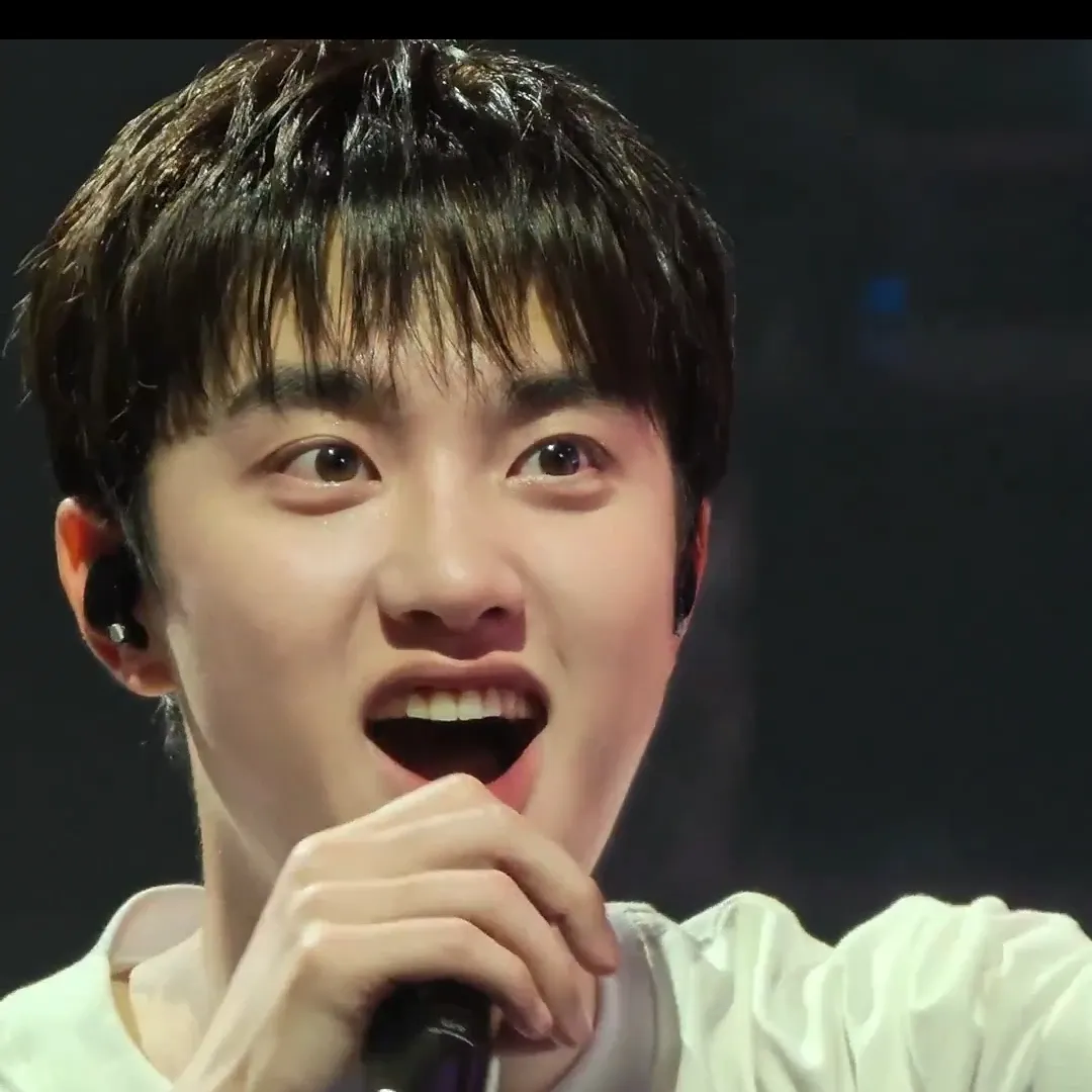 도경수 (디오) 최근 활동샷