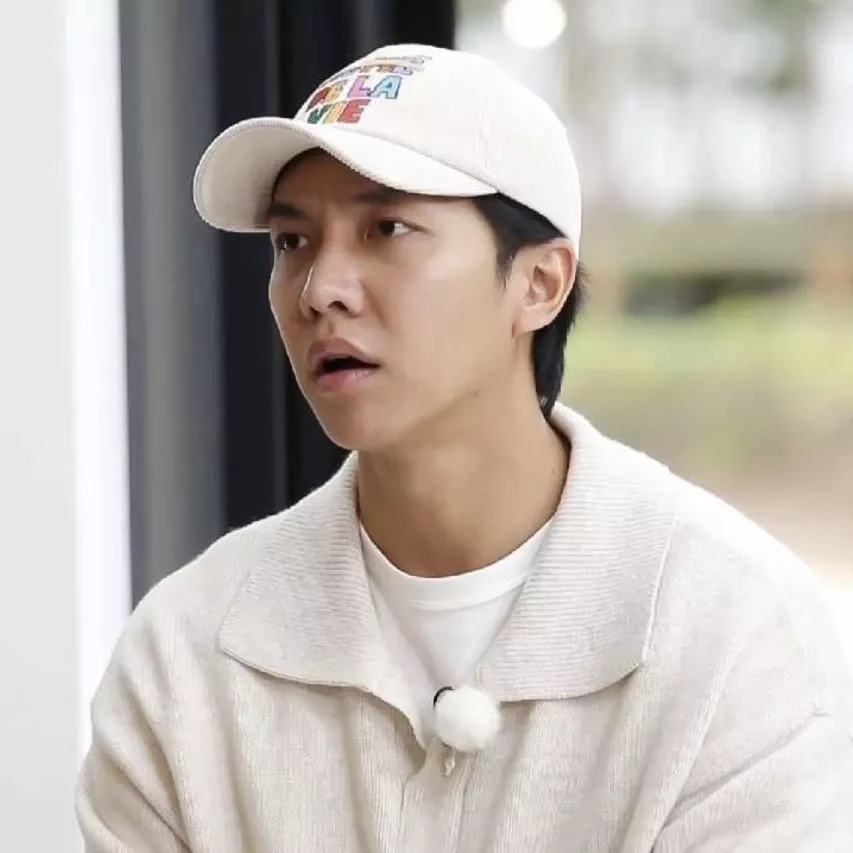 Behind-the-scenes cut of Lee Seunggi