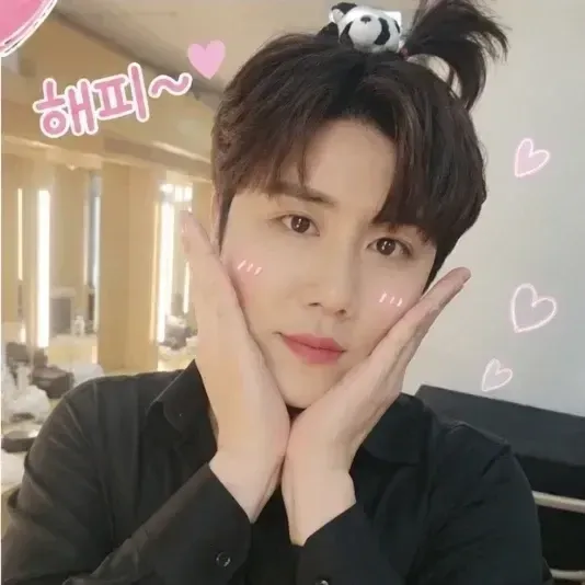 Behind-the-scenes cut of Jin Haesung