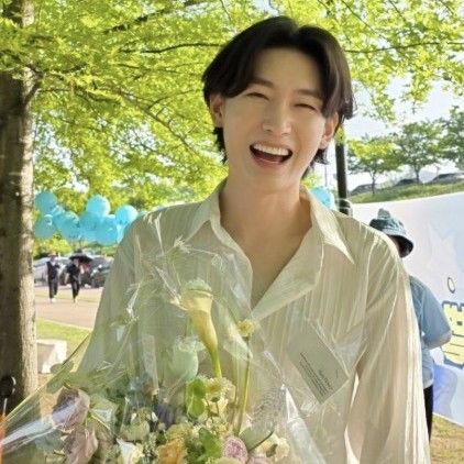 Explosively popular post in Choeaedol Celeb community