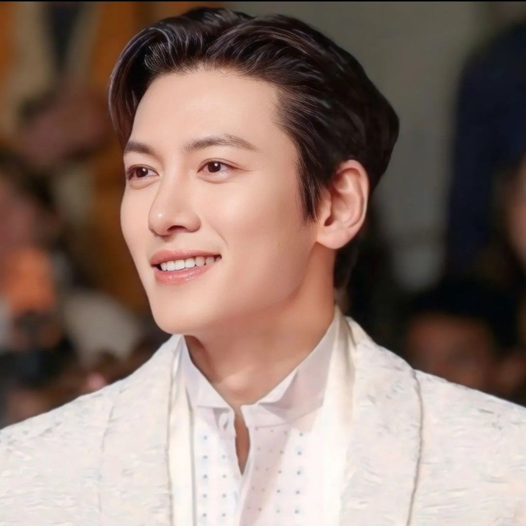 Recent activity shot of Ji Changwook