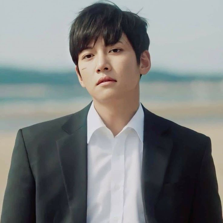 粉丝拍下的池昌旭瞬间