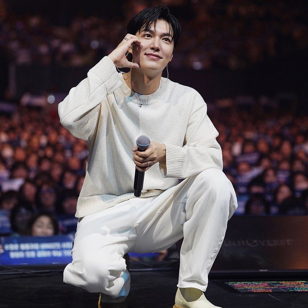 李敏镐的近期活动照