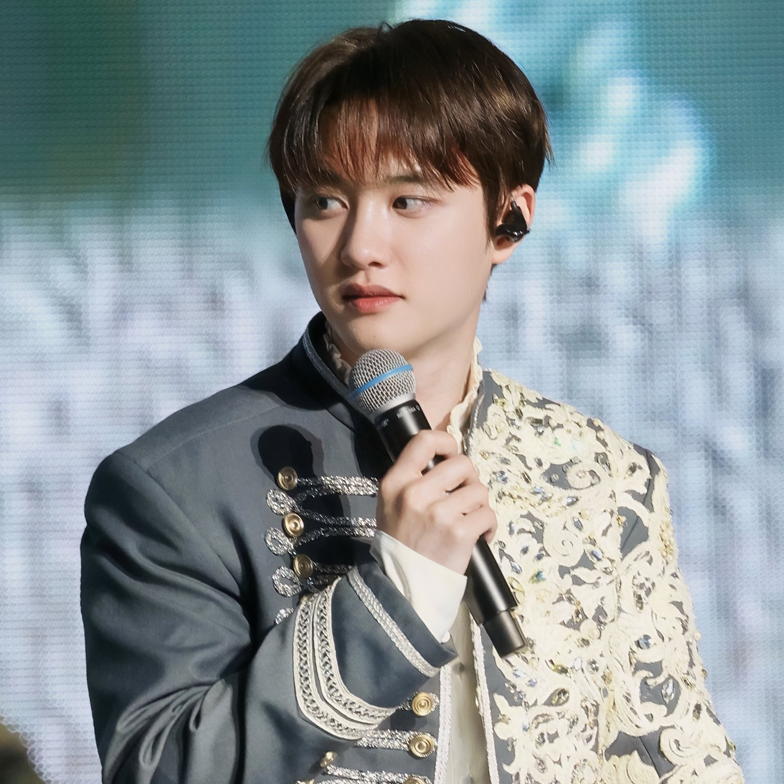 ファンが撮影したド・ギョンス (ディオ)の瞬間