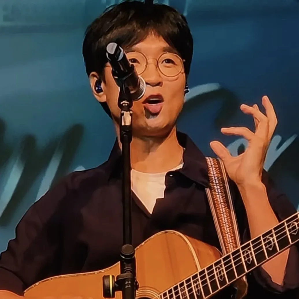 A moment captured by a fan of Bak Changgeun