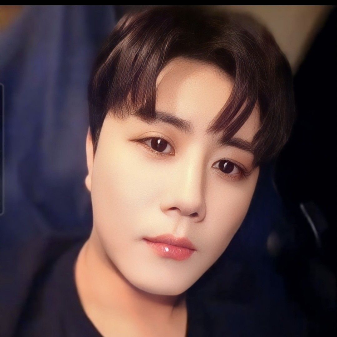 Behind-the-scenes cut of Jin Haesung