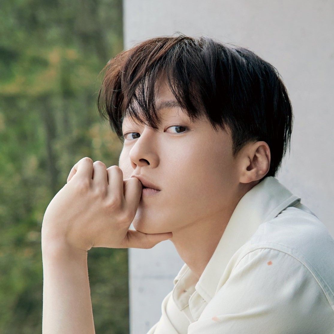 장기용 최근 활동샷