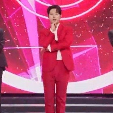 Behind-the-scenes cut of Kim Jungyeon