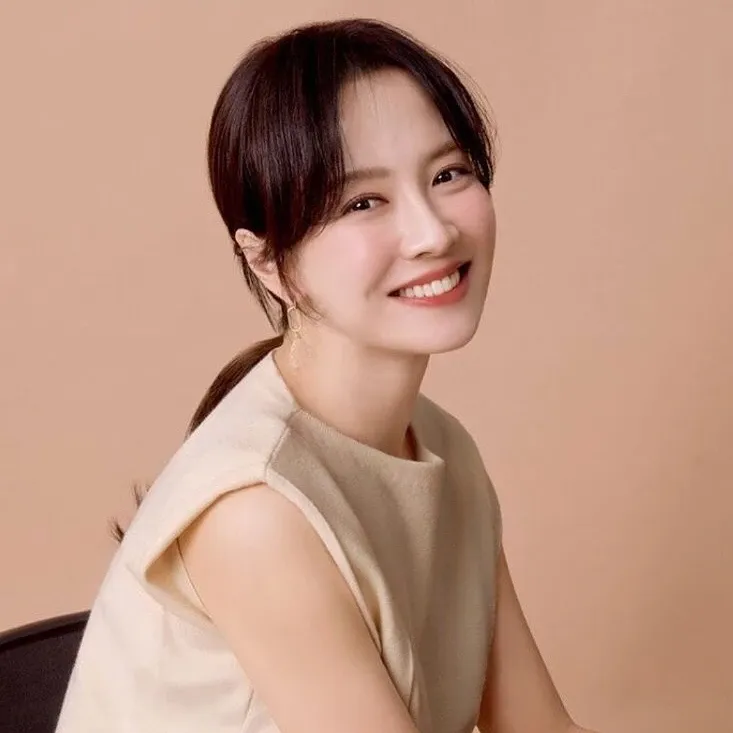 Foto kegiatan terbaru dari Song Jihyo