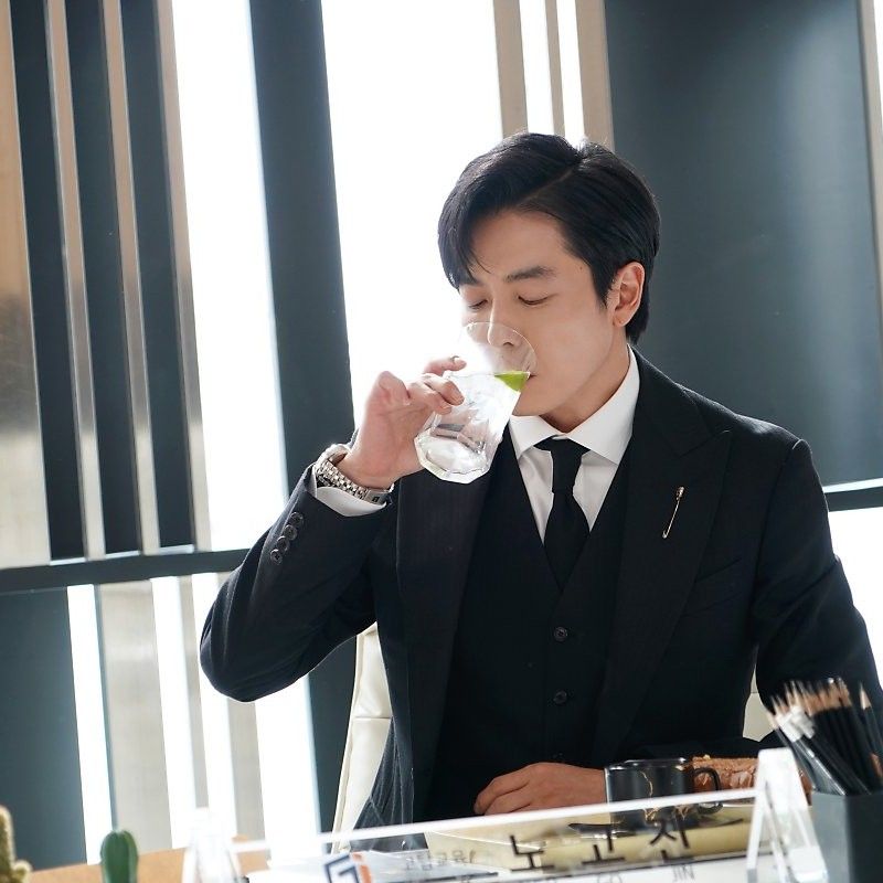 A moment captured by a fan of Kim Jaewook