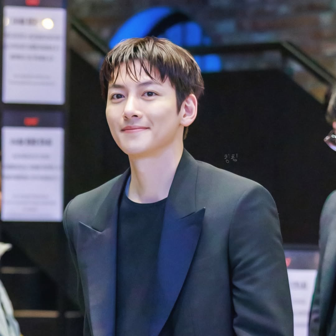 Foto terbaru dari Ji Changwook