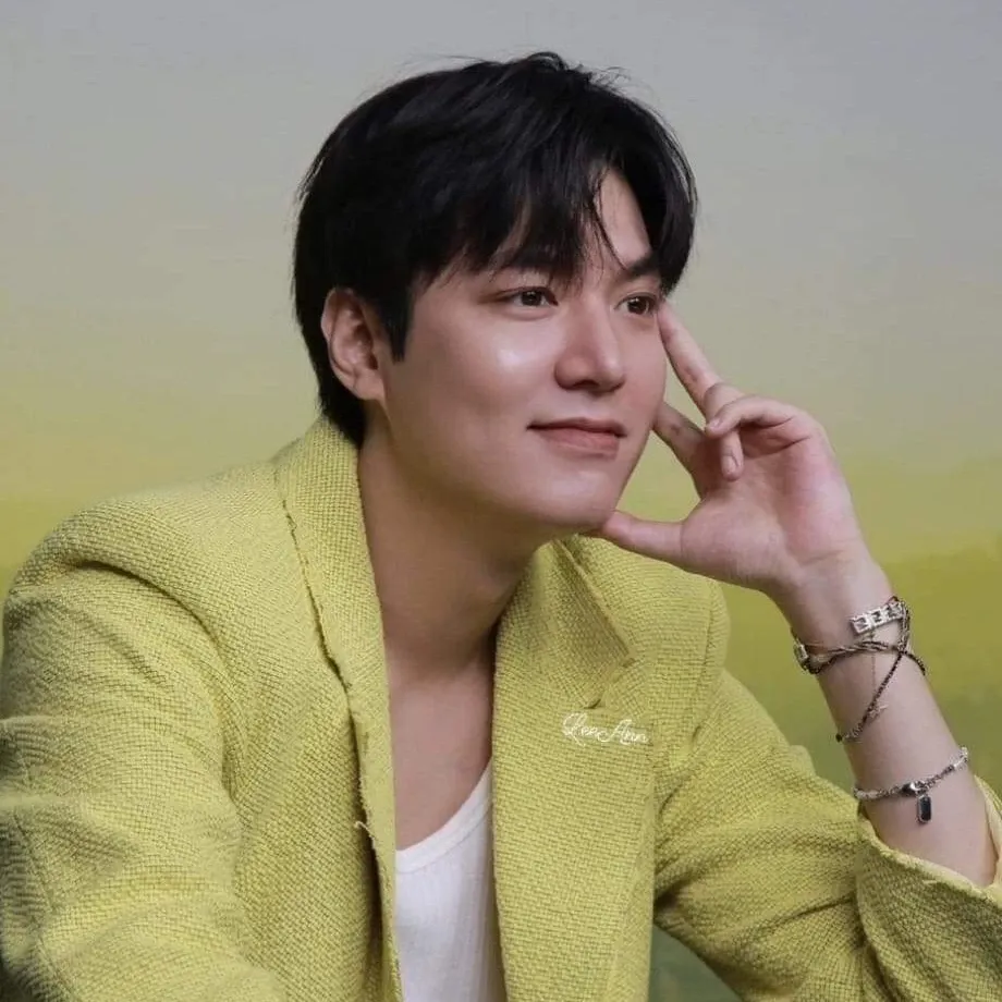 Recent activity shot of Lee Minho