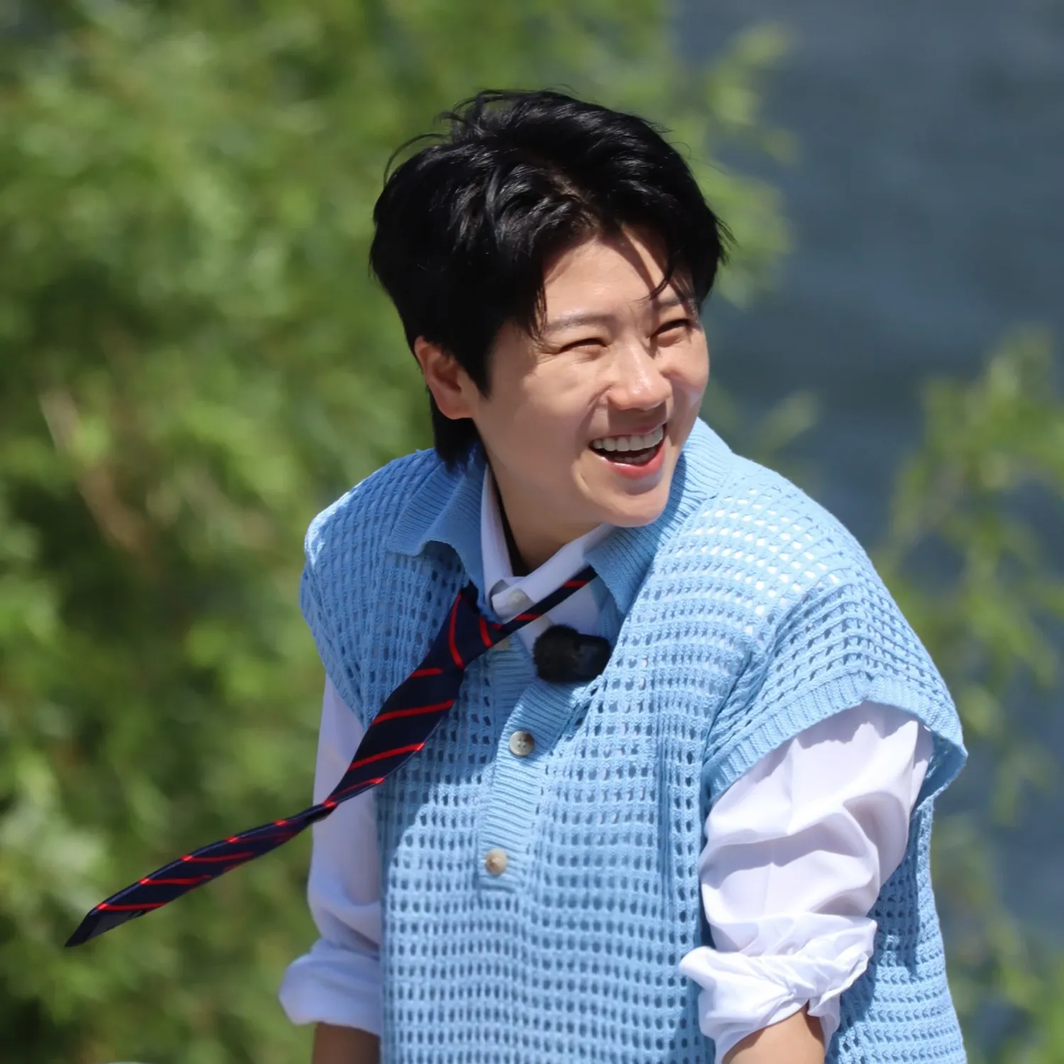 Behind-the-scenes cut of Ma Ijin