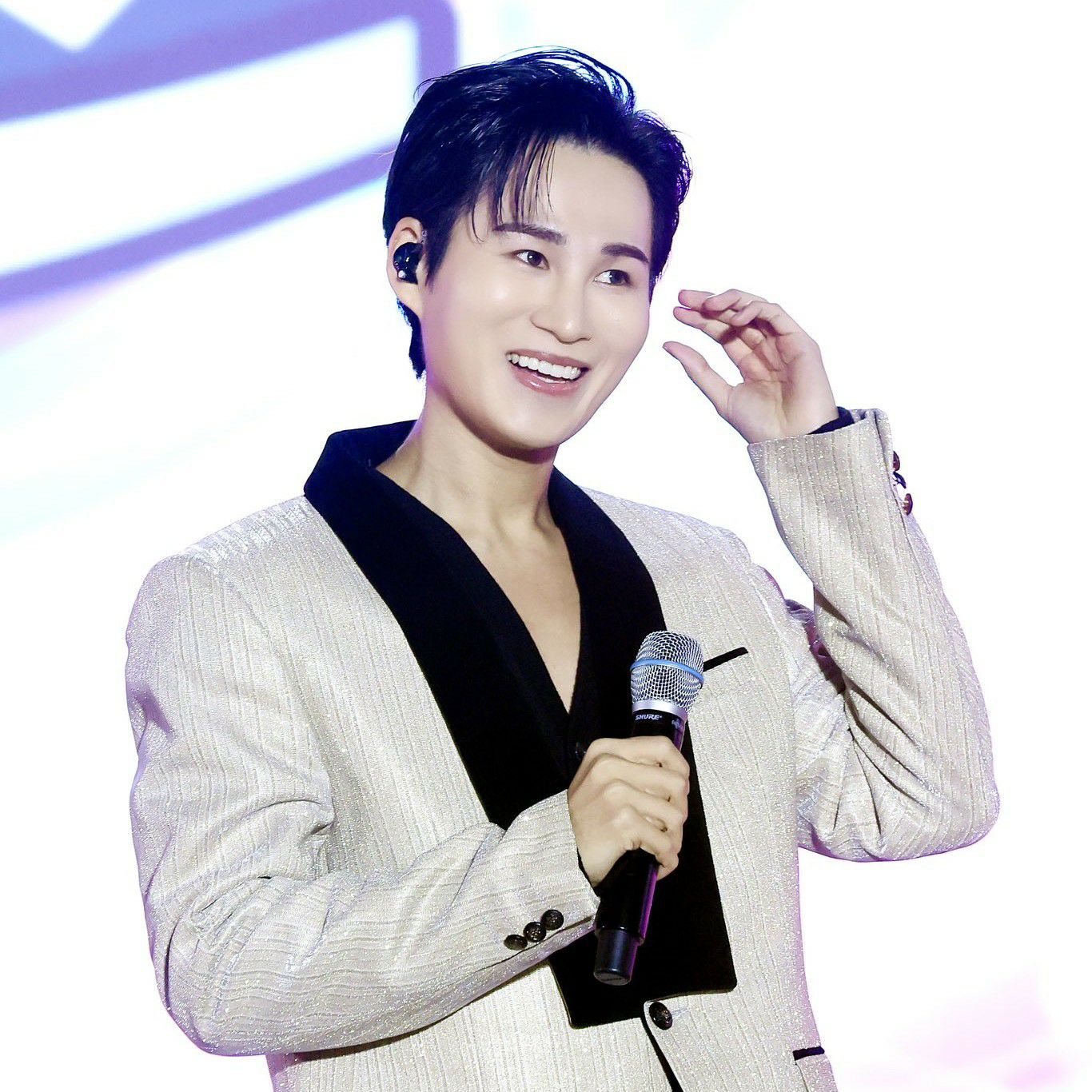 Cuplikan di balik layar dari Kim Heejae