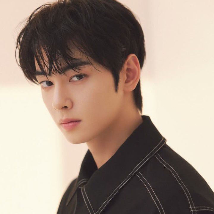 Foto kegiatan terbaru dari Cha Eunwoo
