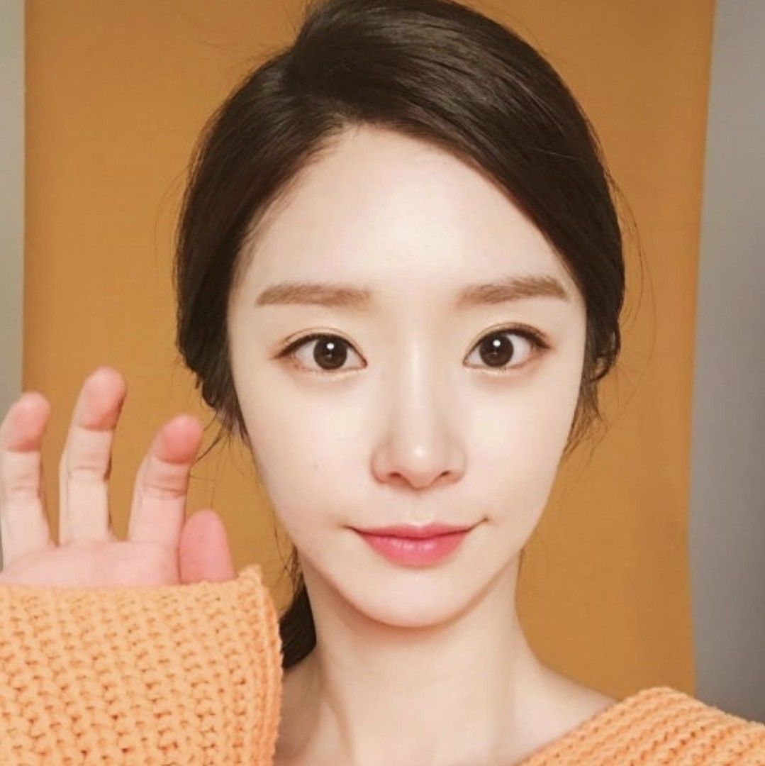 Recent activity shot of Lee Joobeen