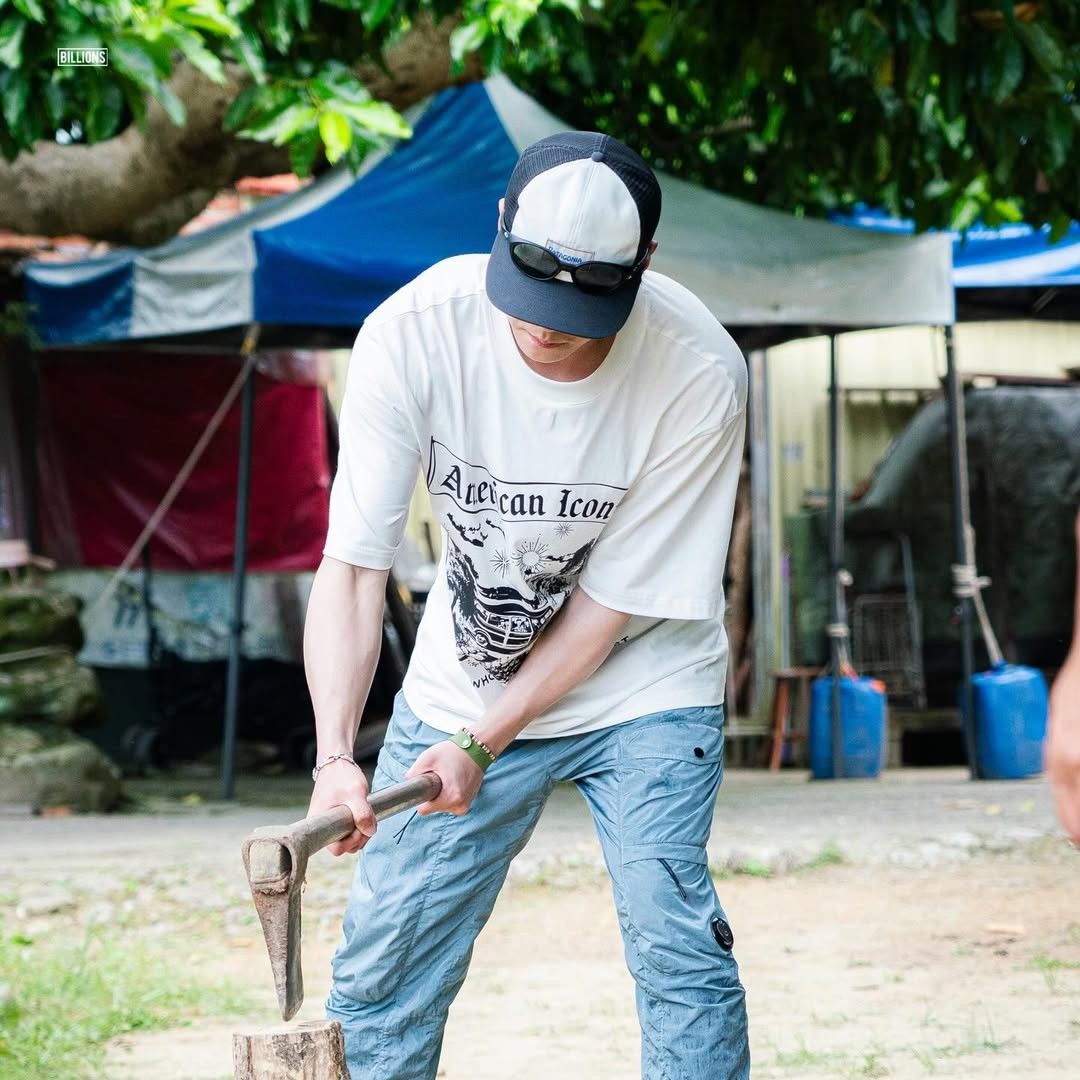 Latest photo of Lee Junyoung