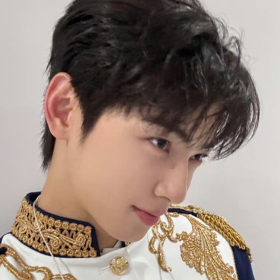 Latest photo of Cha Eunwoo