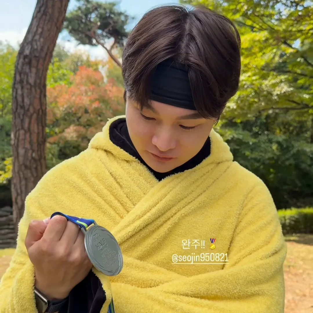 박서진 최근 활동샷