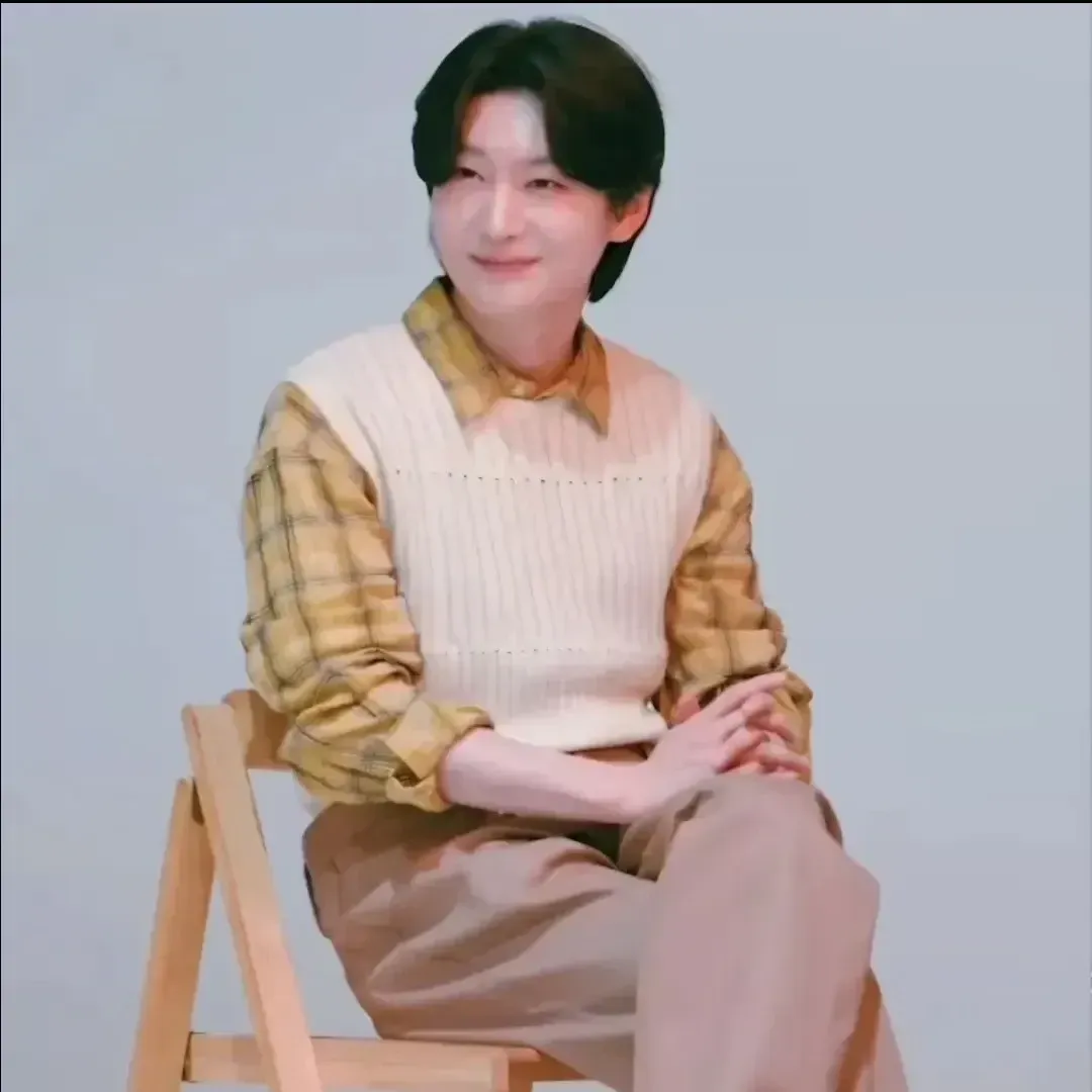 Recent activity shot of Kim Yongbin