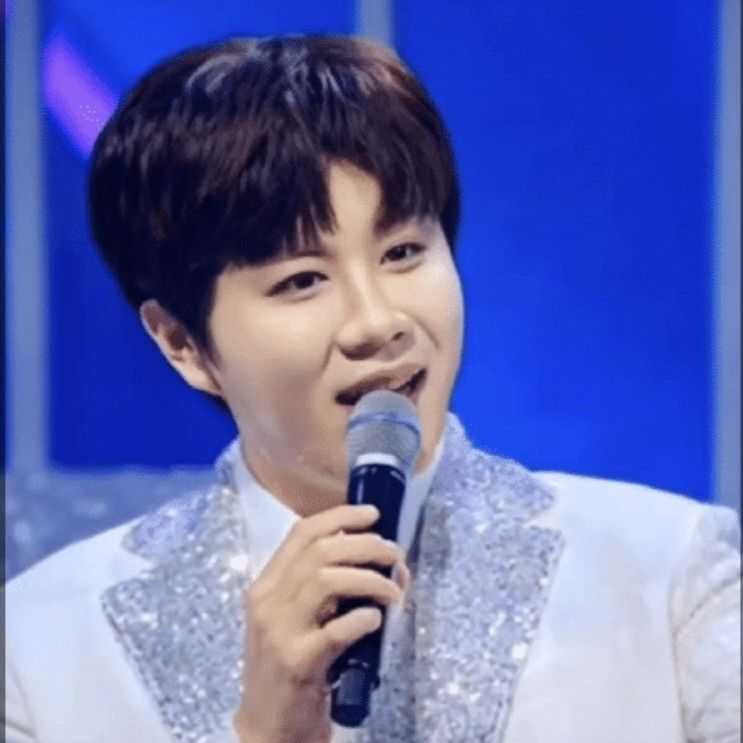 粉丝拍下的晋海成瞬间